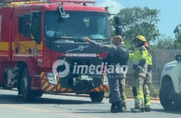 VEJA IMAGENS: Dois incêndios de grandes proporções atingem áreas distintas no Distrito Industrial 2