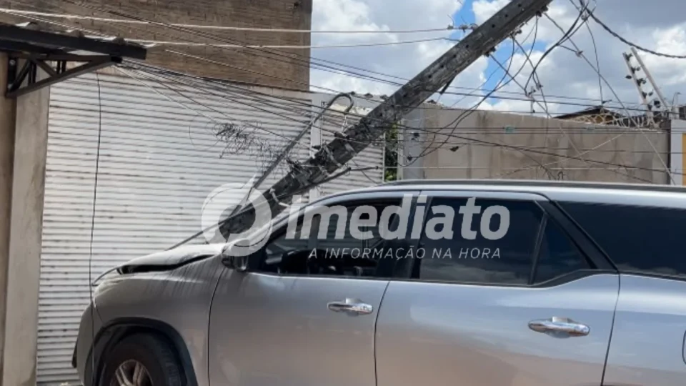 SUSTO NO TRÂNSITO: idoso passa mal ao volante e perde controle de veículo em Boa Vista