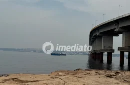 Manaus fica encoberta por fumaça e pontos turísticos desaparecem sob forte neblina de queimadas