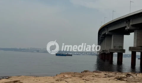 Manaus fica encoberta por fumaça e pontos turísticos desaparecem sob forte neblina de queimadas