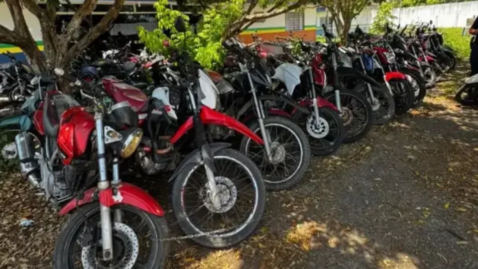 Homem é preso e 47 motocicletas são apreendidas em três municípios do Amazonas