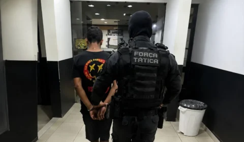 FOI ASSAR? : suspeito tenta esconder crack no forno e é preso em Macapá