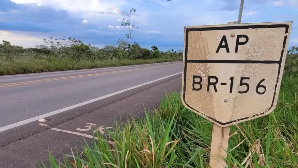 ESTRADA RESTRITA: veículos pesados terão horários limitados nas BR-156 e BR-210 no Amapá