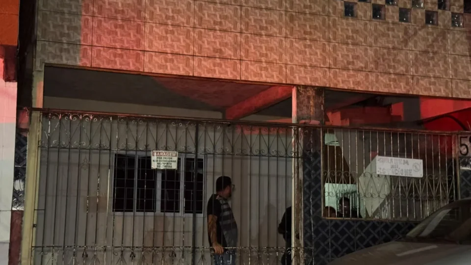 Execução em casa: homem é morto a tiros no bairro Compensa, em Manaus.
