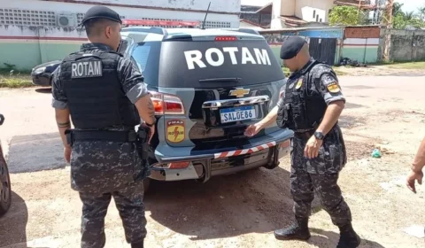 CAMARÃO E MANDADO: foragido tenta esconder identidade e acaba preso em feira de Macapá