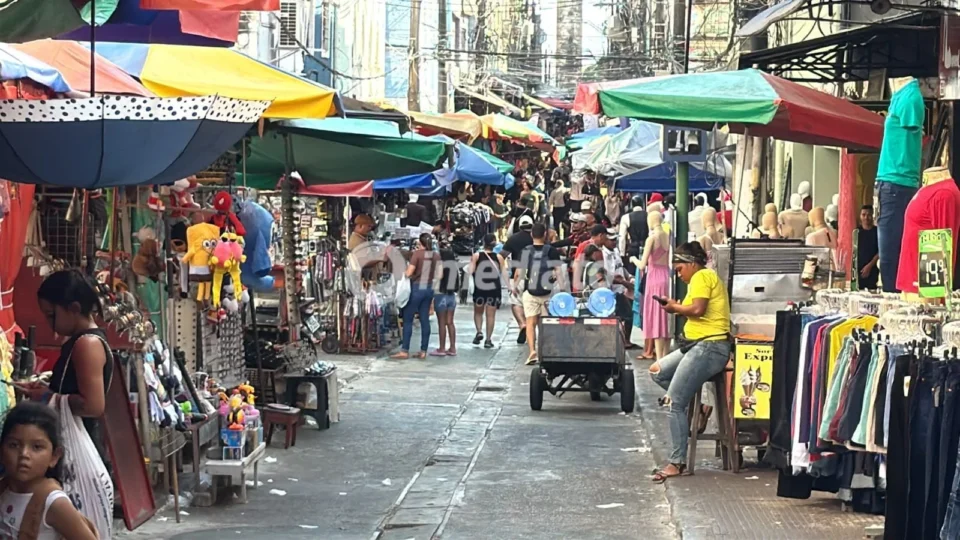 Você sabe onde fica o ‘Bate Palma’? Conheça a famosa rua do comércio popular de Manaus