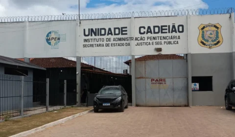 MANHÃ DE CAOS: confronto entre internos deixa mortos e feridos no Iapen