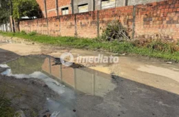 Moradores denunciam falta de manutenção e problemas de infraestrutura em rua do Lago Azul, em Manaus