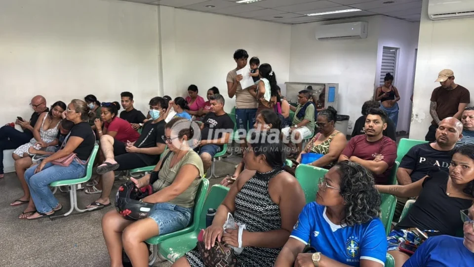 “Três horas esperando”: paciente denuncia demora no atendimento da UPA José Rodrigues