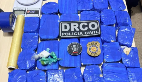 Cheiro de droga leva polícia a kitnet com 27 tabletes de oxi em Belém