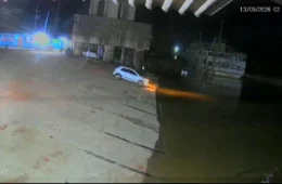 MISTÉRIO NO MATAPI: carro é encontrado no rio e Bombeiros procuram pessoa desaparecida no Amapá