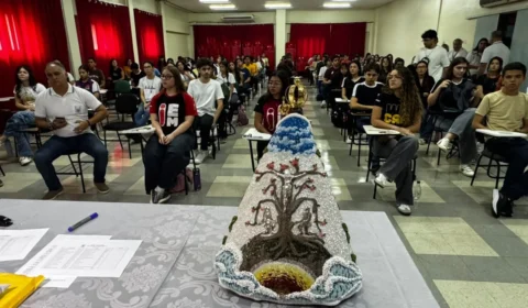 Mais de 100 estudantes participam do Concurso de Redação do Círio em Belém neste domingo