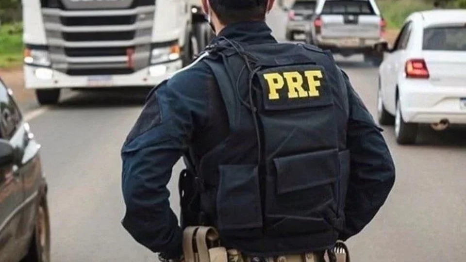 PAI EMPRESTADO: foragido tenta usar CPF do próprio pai, mas acaba preso na BR-156