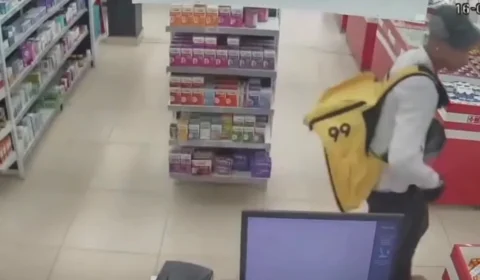 MOCHILA DE ENTREGADOR: suspeito de assaltos morre em confronto em área de pontes no Congós