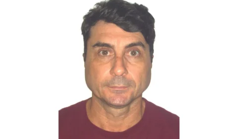 Homem é procurado por estelionato e apropriação indébita contra locadora de veículos em Manaus