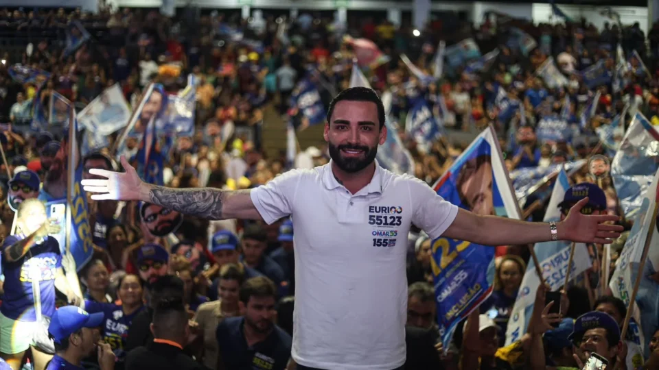 Eurico Tavares reúne multidão em evento de campanha na capital amazonense