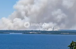 VÍDEO: Fumaça intensa toma o céu e chama atenção na região do Cacau Pirêra