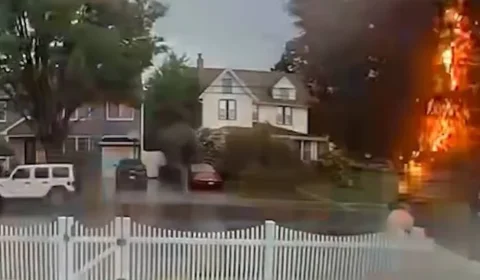 VEJA VÍDEO: Homem sobrevive após ser atingido por raio nos EUA