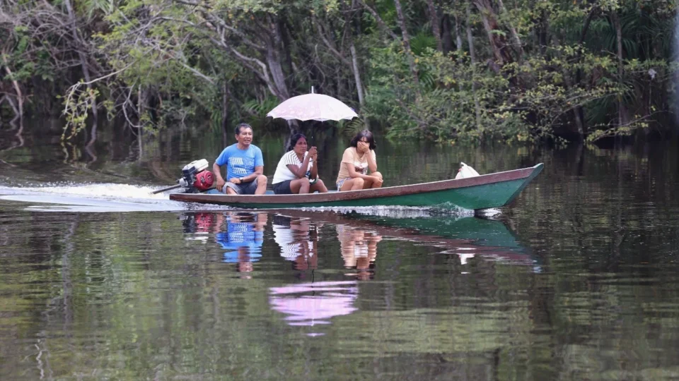Defensoria cobra transporte para indígenas e ribeirinhos votarem no 2º turno no Amazonas