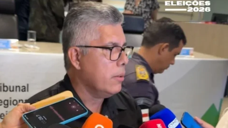 ROCAM apreende R$ 70 mil e santinhos durante madrugada em Manaus