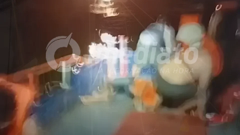 EXCLUSIVO | Câmeras registram pânico no Ferry-Boat São Domingos antes de naufragar
