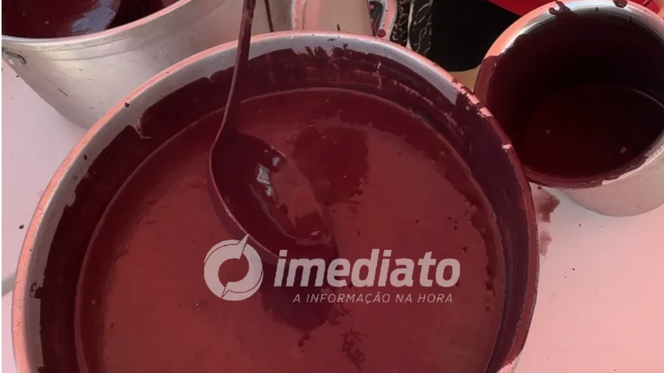 Aposta após resultado de eleições termina com distribuição de açaí ao povo