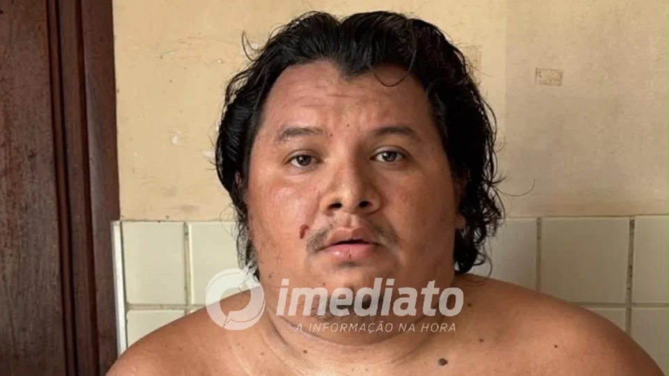 IMAGENS FORTES | Filho mata pai a golpes de facão. Vítima chegou a ser hospitalizada e não resistiu