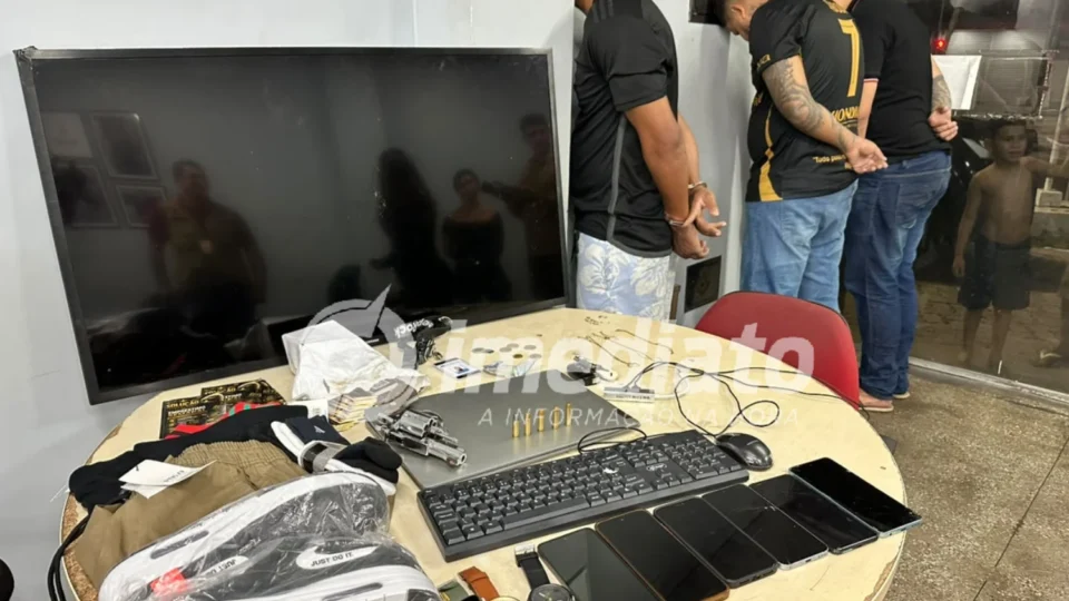 CRIME FRUSTRADO: quadrilha é presa ao tentar entrar em condomínio de luxo com celulares, joias e televisão