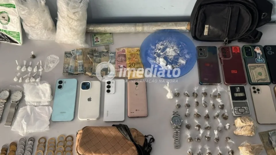 Dois homens são presos por suspeita de tráfico de drogas durante operação em Nhamundá