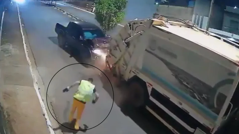 VEJA VÍDEO: Gari pula de caminhão para escapar de ser prensado após caminhonete atingir veículo em Altamira