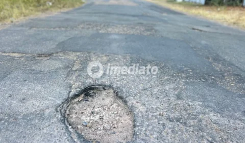 Moradores denunciam abandono de ruas e cobram recapeamento no bairro Mecejana