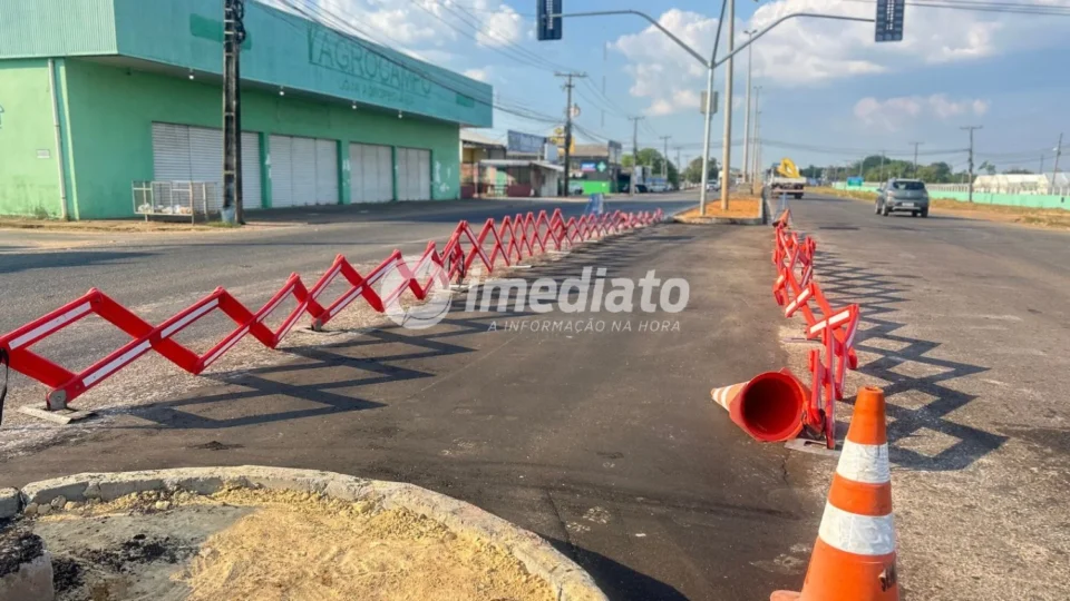 Obra de drenagem altera trânsito na Avenida Brasil, em Boa Vista