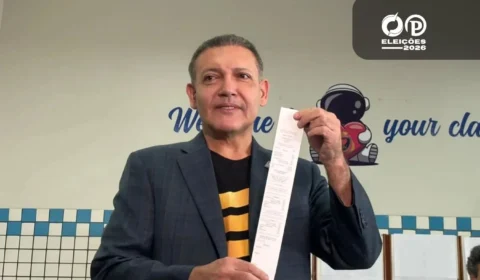 Presidente do TSE, Nunes Marques vota no início do 2º turno das eleições
