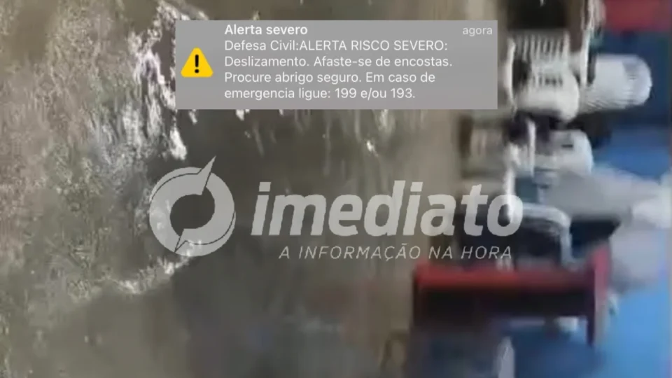 MANAUS DEBAIXO D’ÁGUA: Durante temporal Defesa Civil alerta para chuvas intensas, risco de alagamentos e desmoronamentos