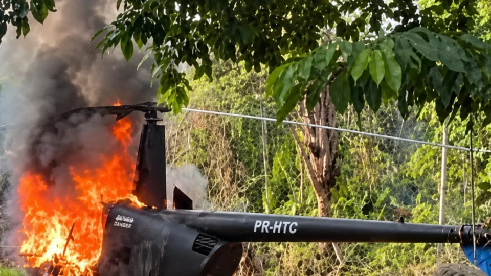 AÇÃO DA FAB: Helicóptero suspeito vindo da Venezuela é interceptado e destruído em Roraima