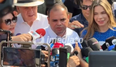 Candidato ao Governo do Estado, Roberto Cidade vota em Manaus e afirma confiança no 2º turno