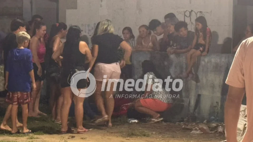 MORTO EM EMBOSCADA: homem é atraído para campo de futebol e executado a tiros no Colônia Terra Nova