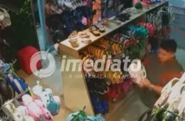 VEJA VÍDEO: Ladrão furta mais de R$ 7 mil em calçados dentro de shopping em Manaus