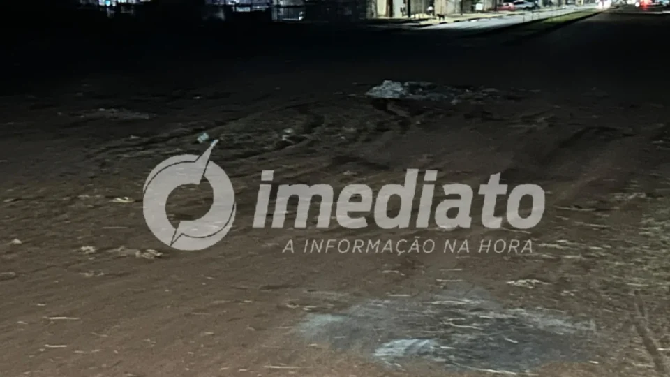 Abandonados há 20 anos: moradores do Senador Hélio Campos cobram asfalto, drenagem e água