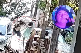 Cenas de violência: homem empurra a própria mãe e avança contra ela com facão