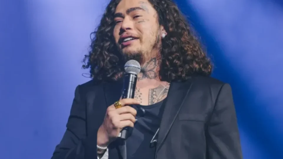 Whindersson Nunes apresenta novo espetáculo ‘Isso definitivamente não é um culto’ em Manaus neste sábado