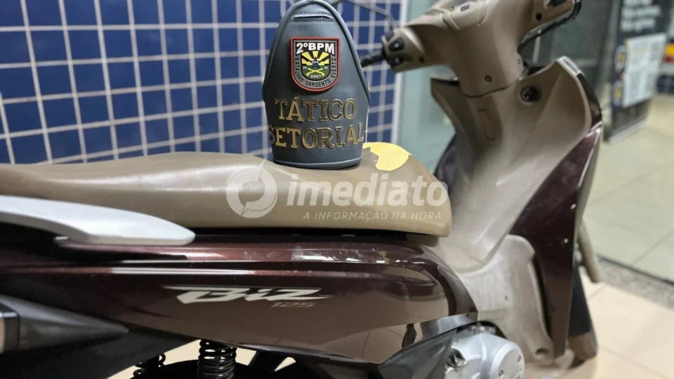 VEJA: Professora tem moto roubada pela segunda vez e rastreador ajuda a localizar veículo
