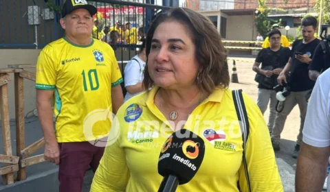 “Sairemos vencedores”: Candidata ao Governo do Amazonas, professora Maria do Carmo vota em Manaus e prevê segundo turno