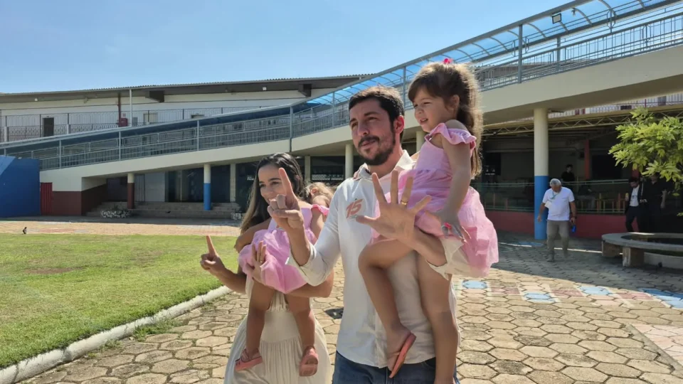 Pedro Habib chega para votar em Porto Velho