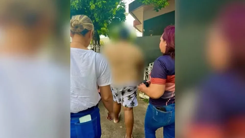 Suspeito de aliciar adolescentes é preso após pai olhar celular do filho