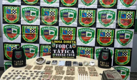 Homem tenta fugir da polícia, mas acaba preso com bolsa ‘até o tucupi’ de drogas