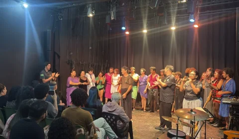 Companhia teatral do Acre leva espetáculos e oficinas gratuitas a Porto Velho