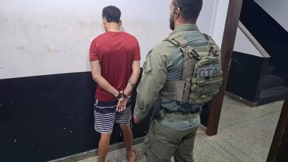 Condenado a 21 anos por morte de professor durante fuga de assalto é preso no Amapá