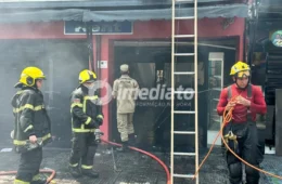 Incêndio atinge nove estabelecimentos no Centro de Manaus e deixa comerciantes no prejuízo