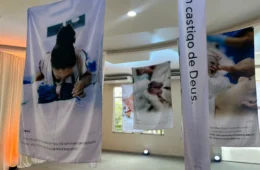 Memória e afeto: Exposição fotográfica transforma histórias de perda em acolhimento e amor